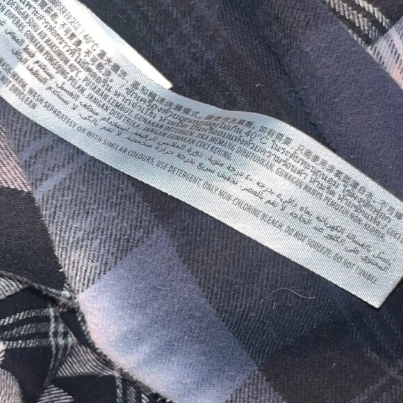 DISNEY LA RATATOUILLE REMY Plaid Flannel Button Down Pink & Black Ombre Shirt  L - Picture 13 of 13